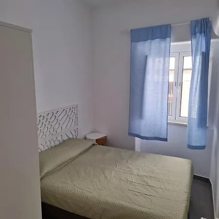 Apartment Ananas&surf Local