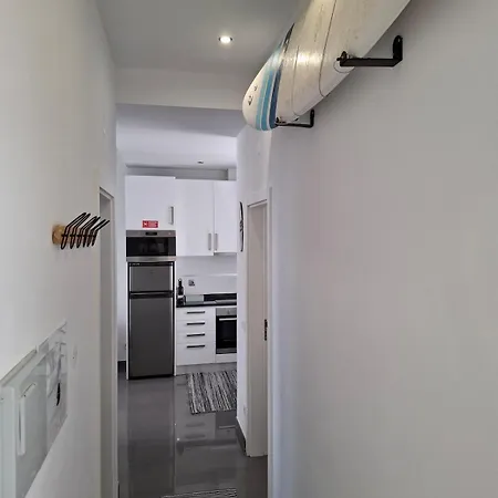Ananas&surf Local Apartment *